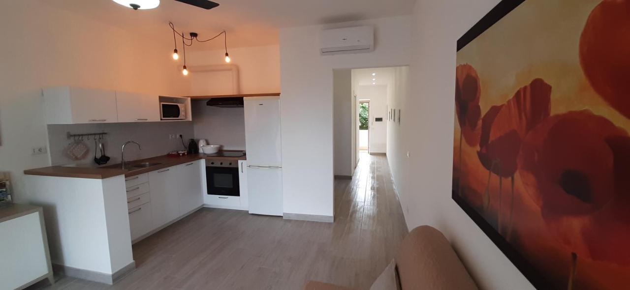 Casa Mara Apartment Санта Маринела Екстериор снимка